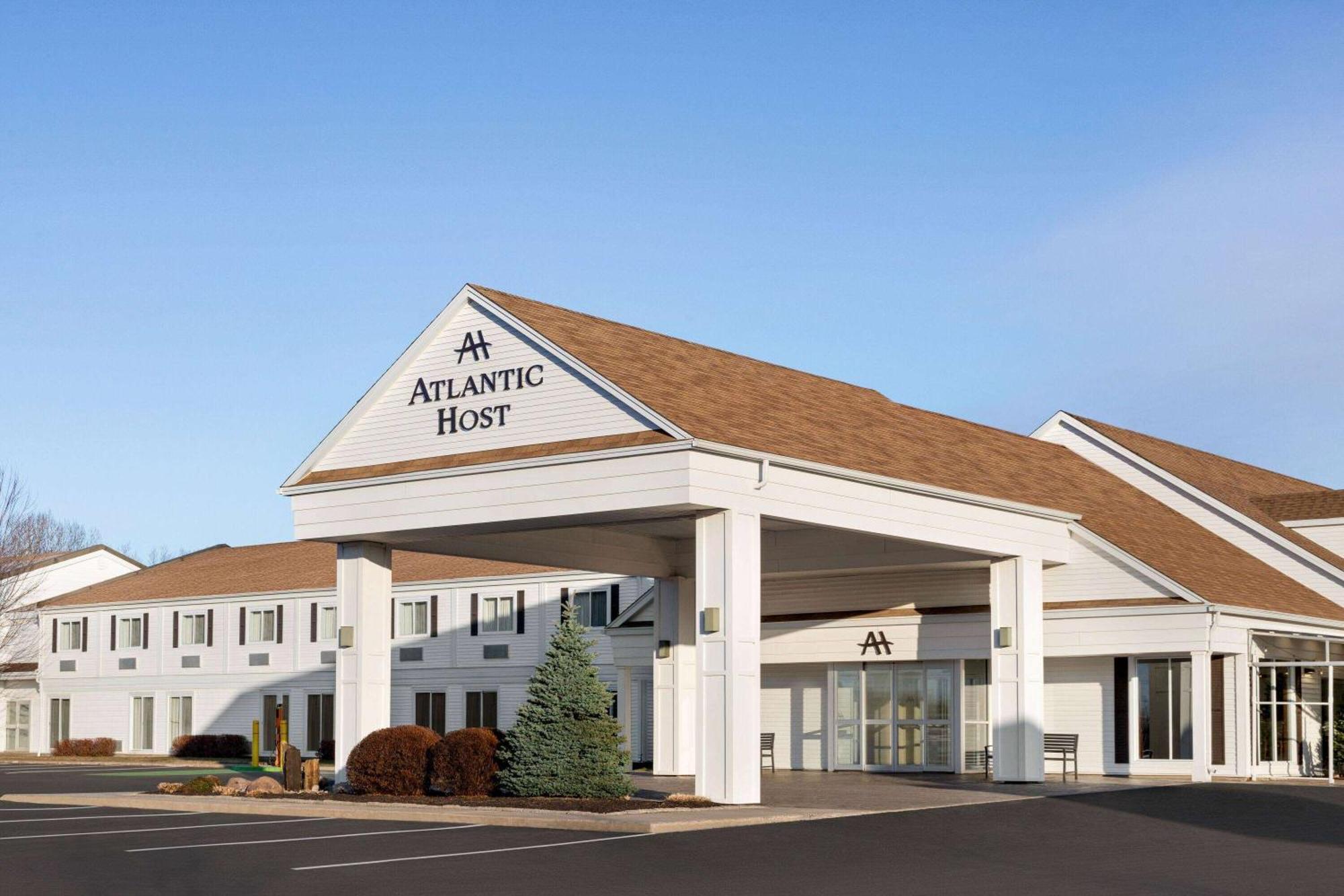 Atlantic Host Hotel, Trademark Collection By Wyndham Батерст Экстерьер фото